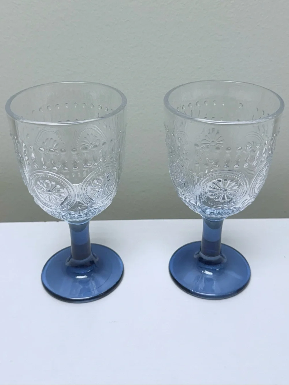 Set of 2 Goblets with Blue Stem, 4th of July Target Bullseye Playground 2026